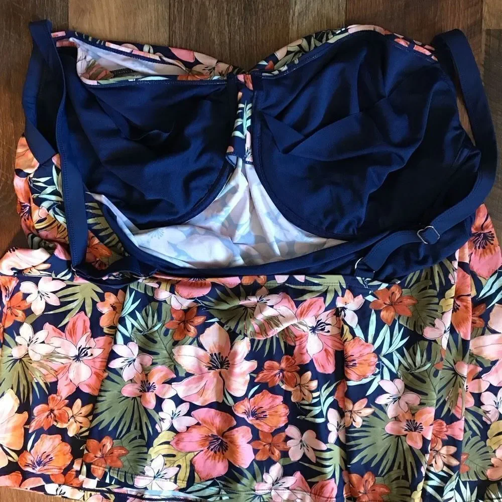 Heat swimwear 24W Tankini Top Adj Straps underwire blue floral Tiki New w/tags